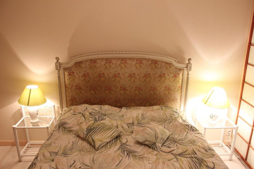Auberge Du Bord Des Eaux - Demi-Pension Assuree Sur Reservation แซ็ง-อาร์มองด์-เลส์-ซูว์ ห้อง รูปภาพ