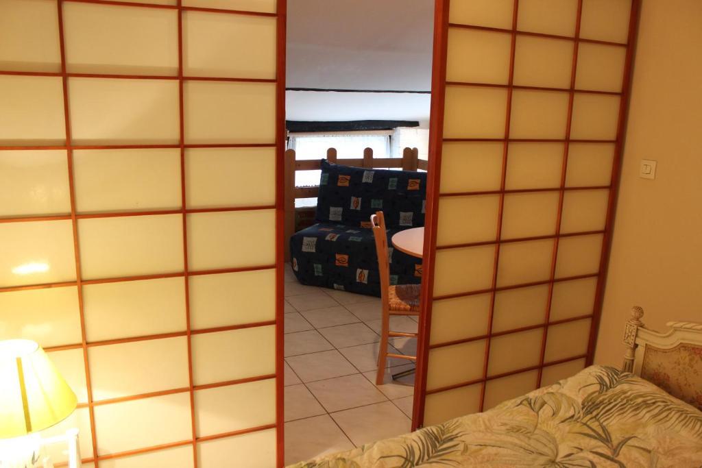 Auberge Du Bord Des Eaux - Demi-Pension Assuree Sur Reservation แซ็ง-อาร์มองด์-เลส์-ซูว์ ห้อง รูปภาพ