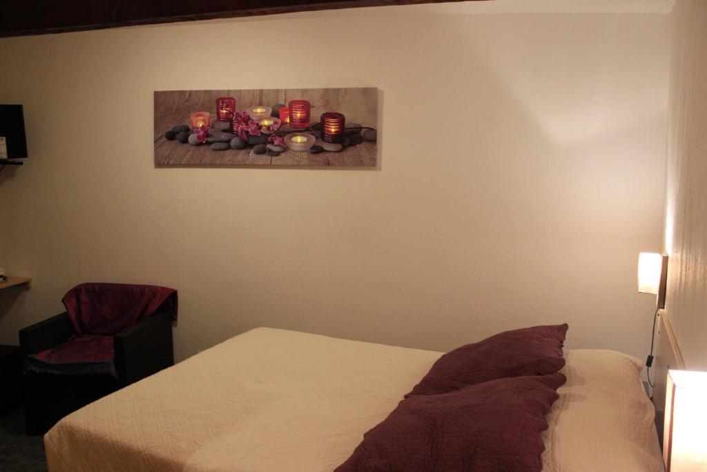 Auberge Du Bord Des Eaux - Demi-Pension Assuree Sur Reservation แซ็ง-อาร์มองด์-เลส์-ซูว์ ห้อง รูปภาพ
